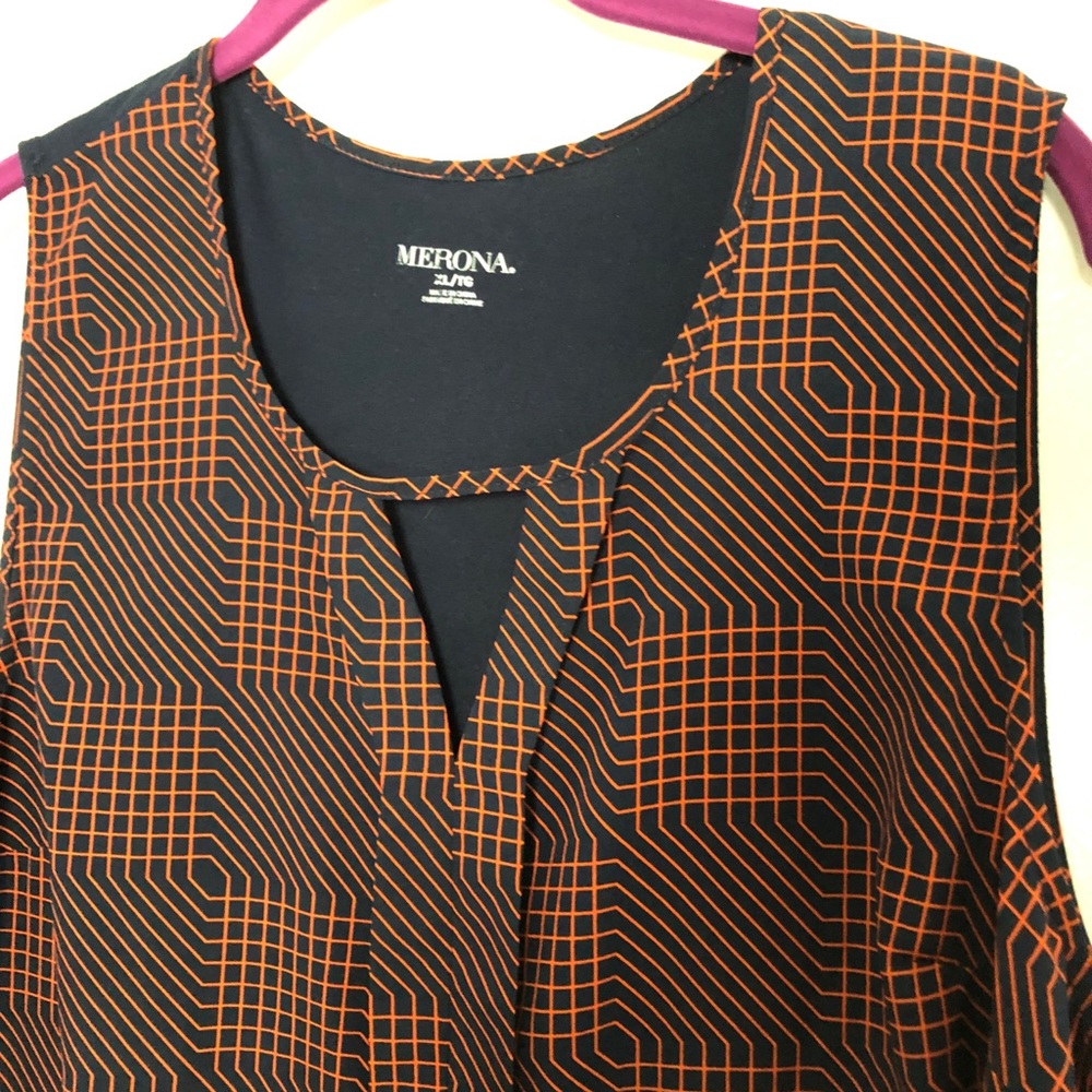 Merona patterned sleeveless blouse